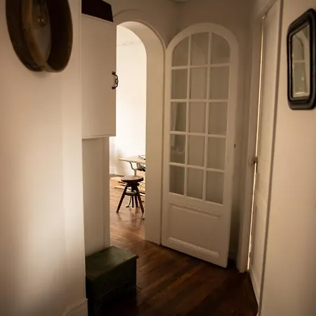 Apartament Luxurious And Designed In Montmartre