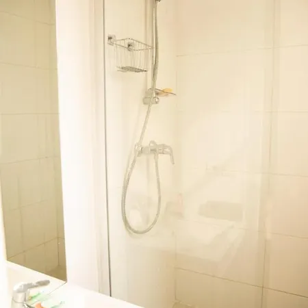 Apartament Luxurious And Designed In Montmartre
