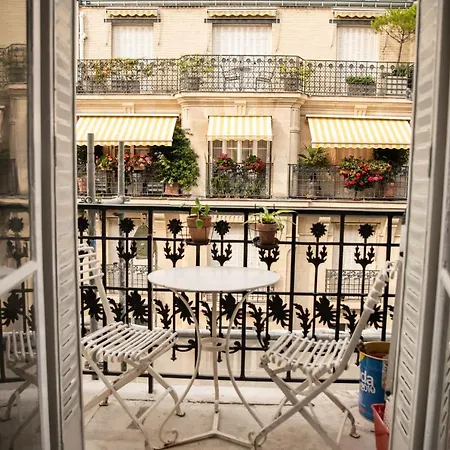 Apartament Luxurious And Designed In Montmartre *